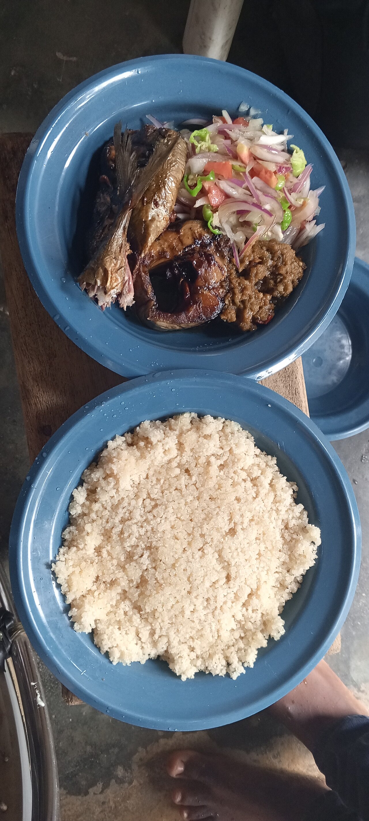 Attiéké au poisson fumé