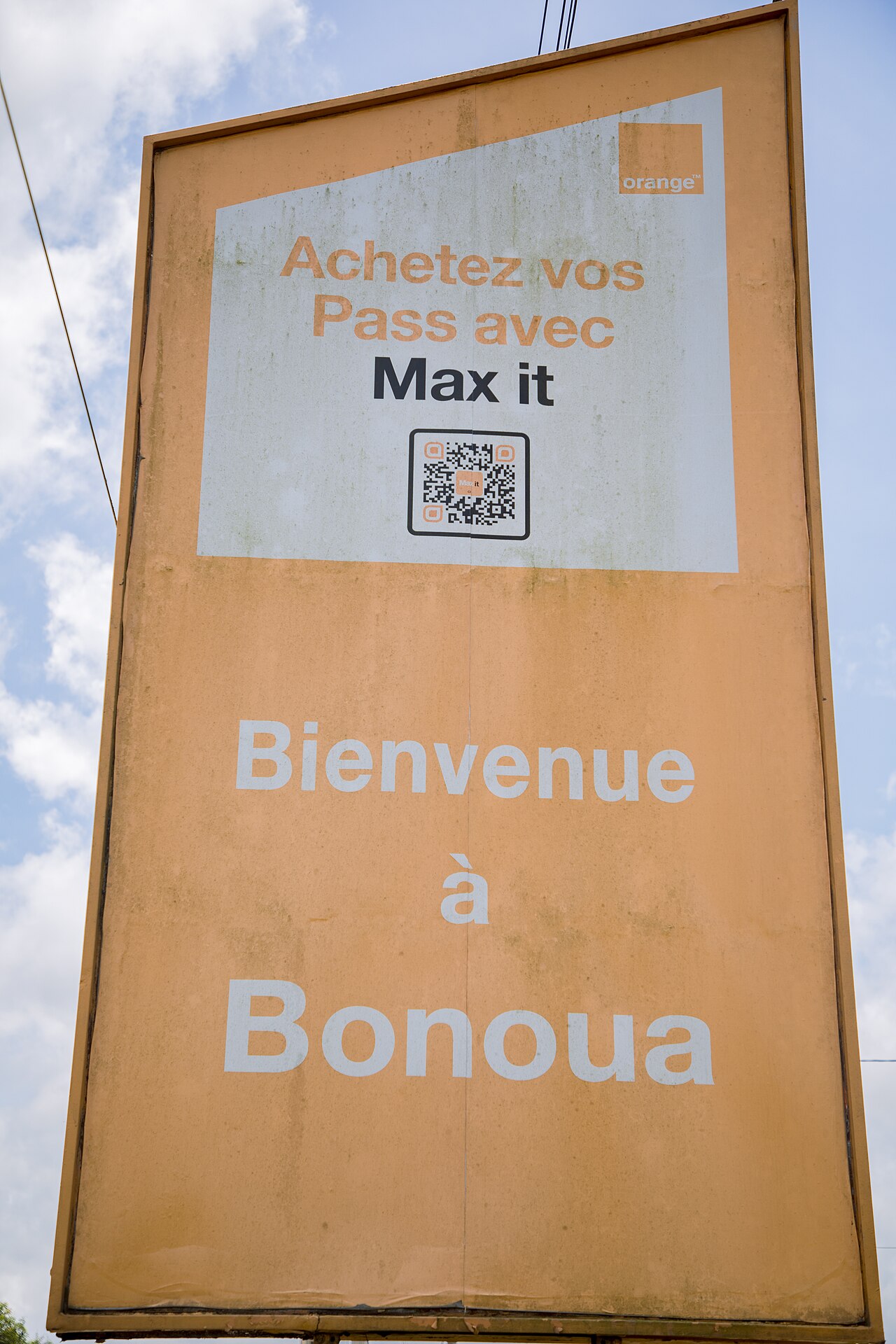 Panneau de bienvenue à Bonoua